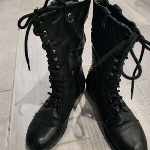 Women's Black Aeropostale Lace-Up Boots